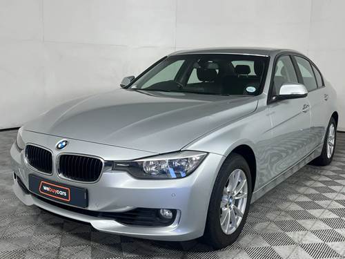 BMW 320i (F30) Steptronic