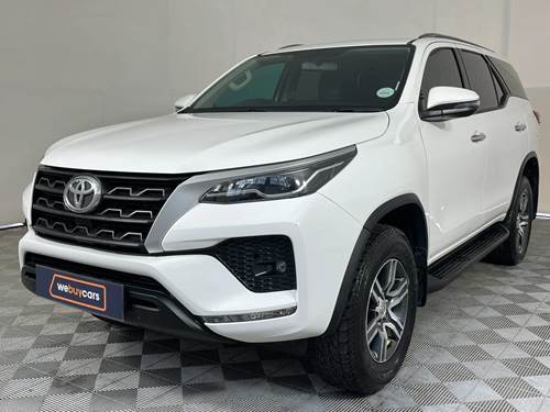 Toyota Fortuner V 2.4 GD-6 Raised Body