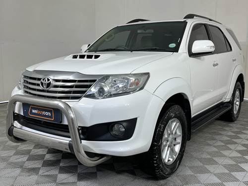 Toyota Fortuner III 2.5 D-4D VNT Raised Body