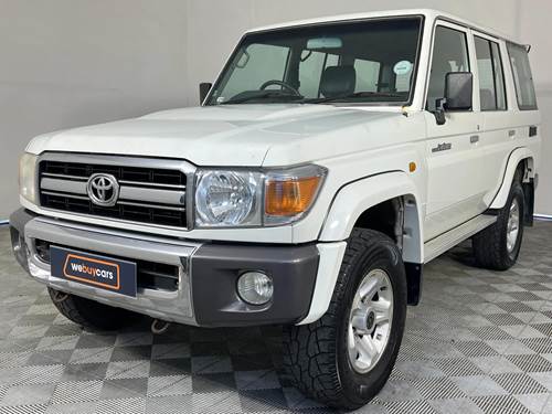 Toyota Land Cruiser 70 4.2 Diesel Station Wagon