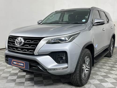 Toyota Fortuner V 2.4 GD-6 Raised Body Auto