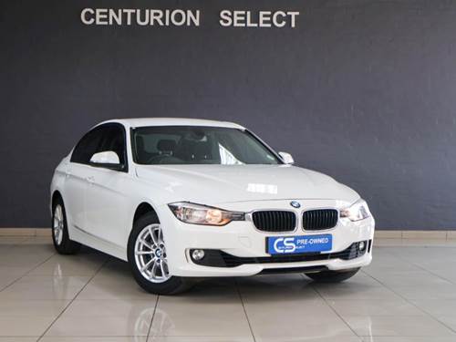 BMW 320i (F30)