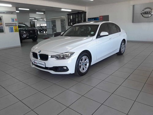 BMW 320i (F30) Auto