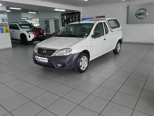 Nissan NP200 1.6i Pack