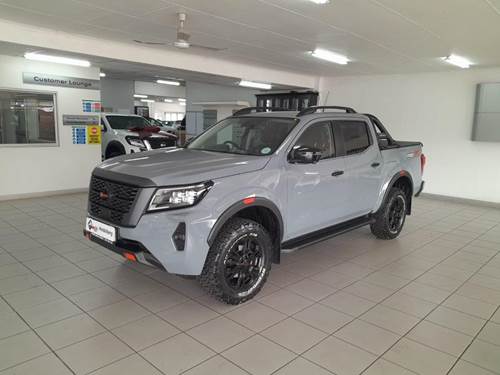 Nissan Navara 2.5 DDTi Pro-4X Double Cab Auto 4x4