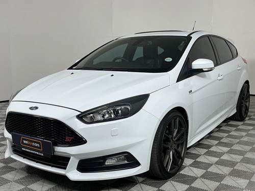 Ford Focus 2.0 Ecoboost ST3 5 Door