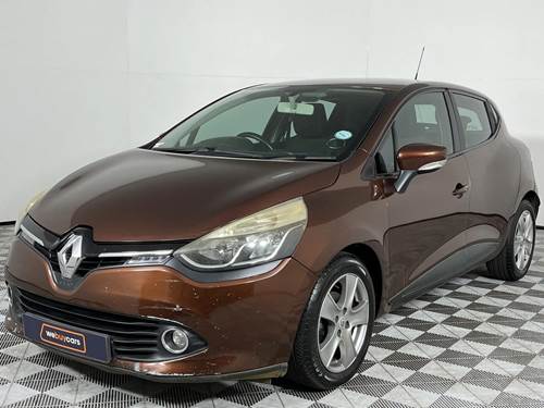 Renault Clio IV 900T (66kW) Expression 5 Door