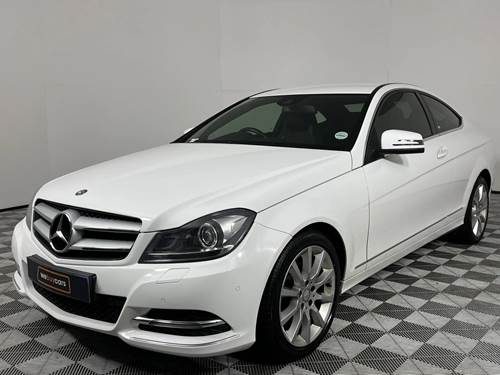 Mercedes Benz C 250 Blue Efficiency Coupe 7G-Tronic