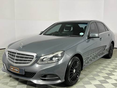 Mercedes Benz E 200 Blue Efficiency Avantgarde