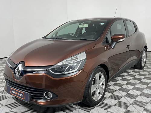 Renault Clio IV 900T (66kW) Expression 5 Door