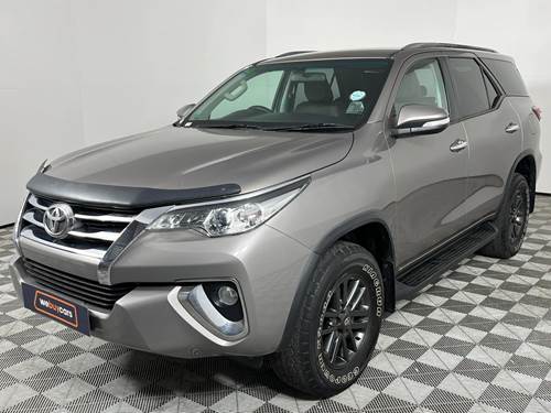 Toyota Fortuner IV 2.7 VVTi Raised Body 2X4 Auto