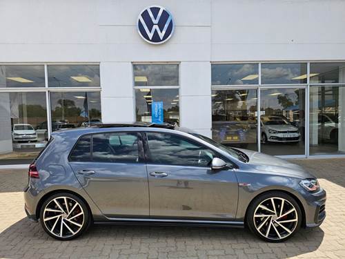 Volkswagen (VW) Golf 7 GTi 2.0 TSi DSG