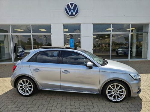 Audi A1 Sportback 1.4 T FSi SE S-tronic 