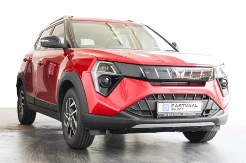 Mahindra XUV 3XO 1.2T AX5 