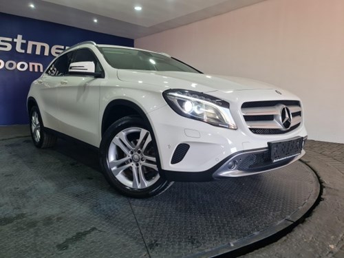 Mercedes Benz GLA 200 7G-Tronic