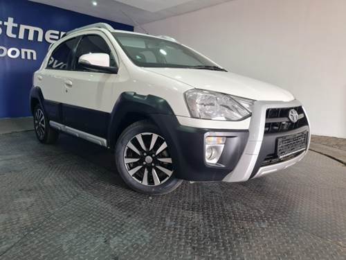 Toyota Etios Cross 1.5 Xs Hatch