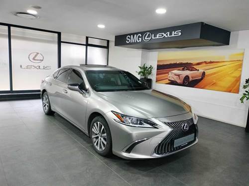 Lexus ES 300h EX