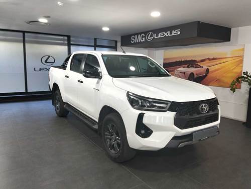 Toyota Hilux 2.8 GD-6 Raider Double Cab Auto 4x4