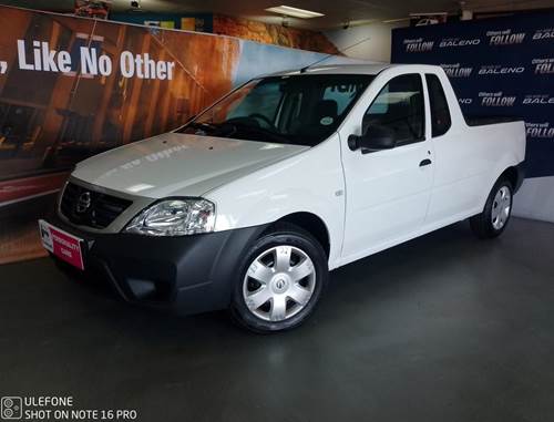 Nissan NP200 1.6i Pack