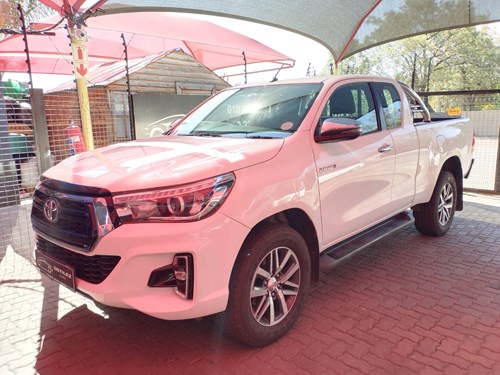 Toyota Hilux 2.8 GD-6 RB Raider 4x4 Extra Cab Auto