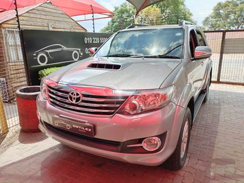 Toyota Fortuner III 3.0 D-4D Raised Body Auto