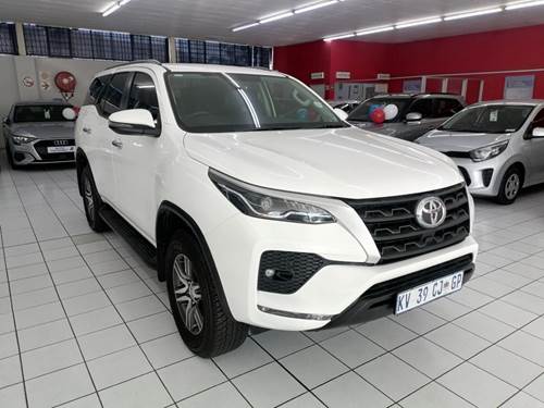 Toyota Fortuner V 2.4 GD-6 Raised Body Auto