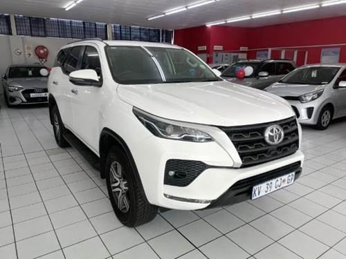 Toyota Fortuner V 2.4 GD-6 Raised Body Auto