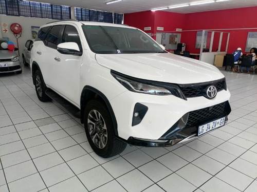 Toyota Fortuner VI 2.4GD-6 Raised Body Auto