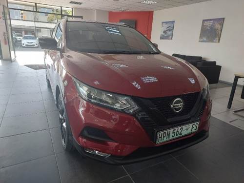 Nissan Qashqai 1.2 T Midnight CVT