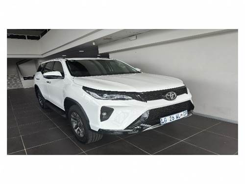 Toyota Fortuner VI 2.4GD-6 Raised Body Auto