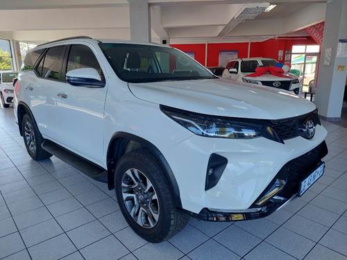 Toyota Fortuner VI 2.4GD-6 Raised Body Auto