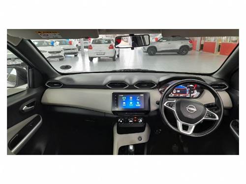 Nissan Magnite 1.0 Acenta CVT 