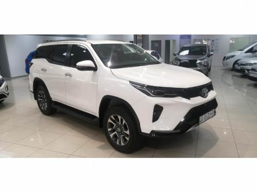 Toyota Fortuner VI 2.4GD-6 Raised Body Auto