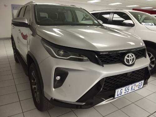 Toyota Fortuner VI 2.4GD-6 Raised Body Auto