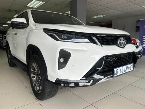 Toyota Fortuner VI 2.4GD-6 Raised Body Auto