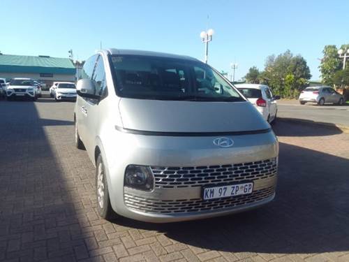 Hyundai Staria 2.2D Executive (9 Seater)