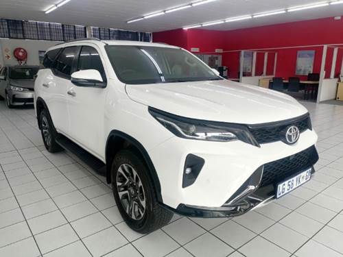 Toyota Fortuner VI 2.4GD-6 Raised Body Auto