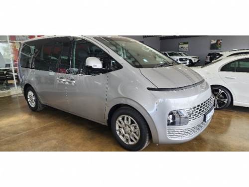 Hyundai Staria 2.2D Executive (9 Seater)