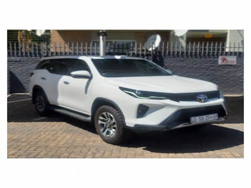 Toyota Fortuner VI 2.4GD-6 Raised Body Auto