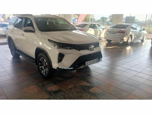 Toyota Fortuner VI 2.4GD-6 Raised Body Auto