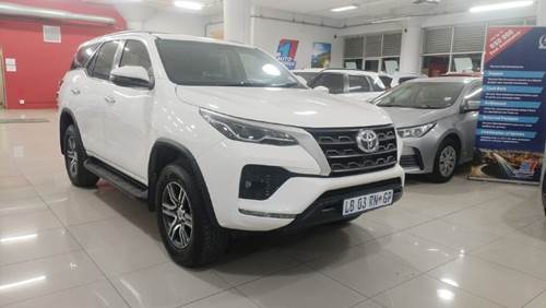 Toyota Fortuner V 2.4 GD-6 Raised Body Auto