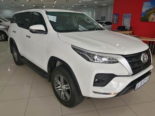 Toyota Fortuner V 2.4 GD-6 Raised Body Auto