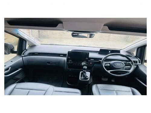 Hyundai Staria 2.2D Executive (9 Seater)