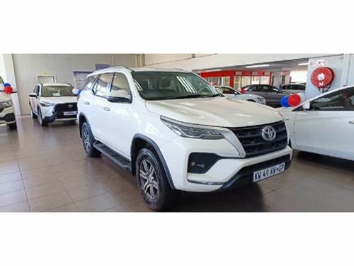 Toyota Fortuner V 2.4 GD-6 Raised Body Auto