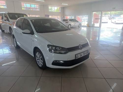 Volkswagen (VW) Polo Vivo 1.6 Hatch Comfortline Tiptronic 5 Door