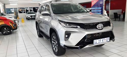 Toyota Fortuner VI 2.4GD-6 Raised Body Auto