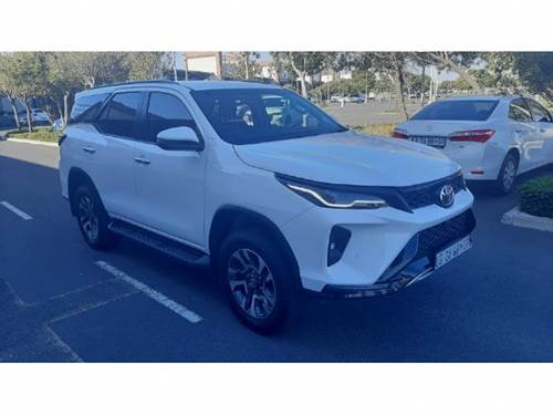 Toyota Fortuner VI 2.4GD-6 Raised Body Auto