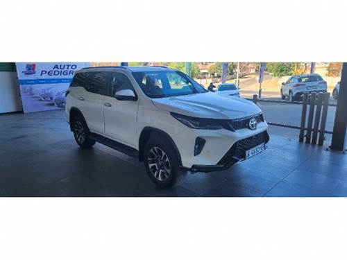 Toyota Fortuner VI 2.4GD-6 Raised Body Auto