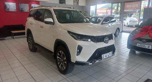 Toyota Fortuner V 2.4 GD-6 Raised Body Auto