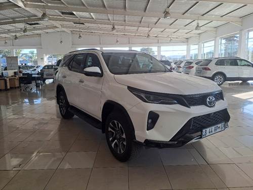 Toyota Fortuner V 2.4 GD-6 Raised Body Auto